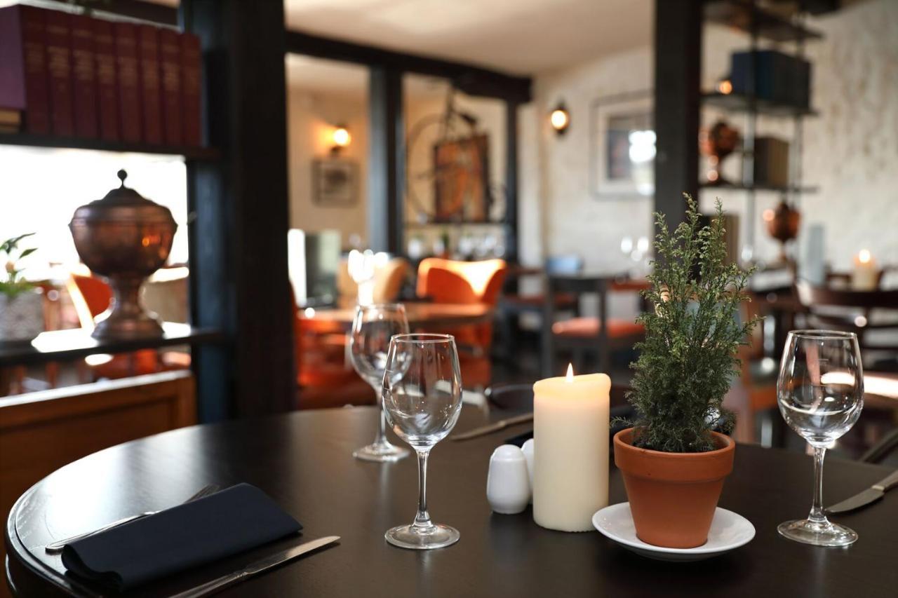 The Rising Sun Hotel Coltishall Екстериор снимка