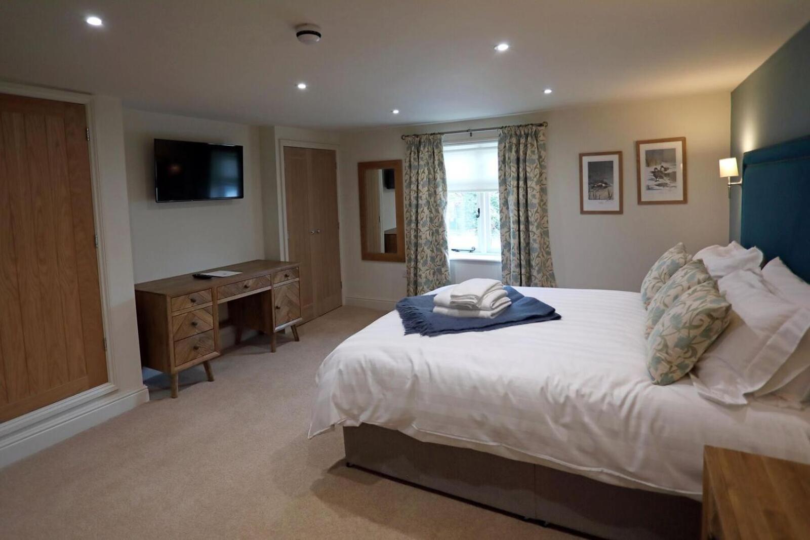 The Rising Sun Hotel Coltishall Стая снимка