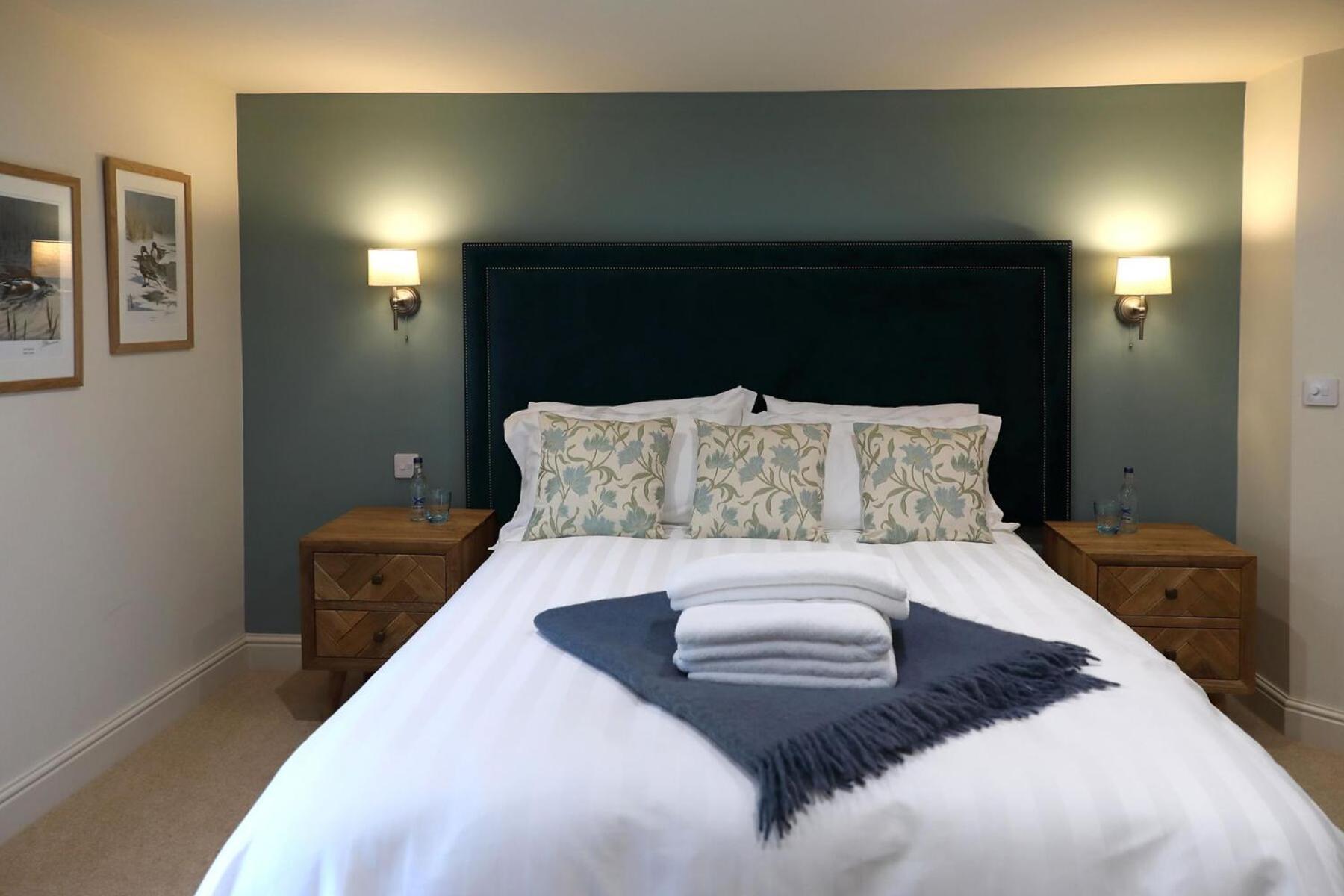 The Rising Sun Hotel Coltishall Стая снимка